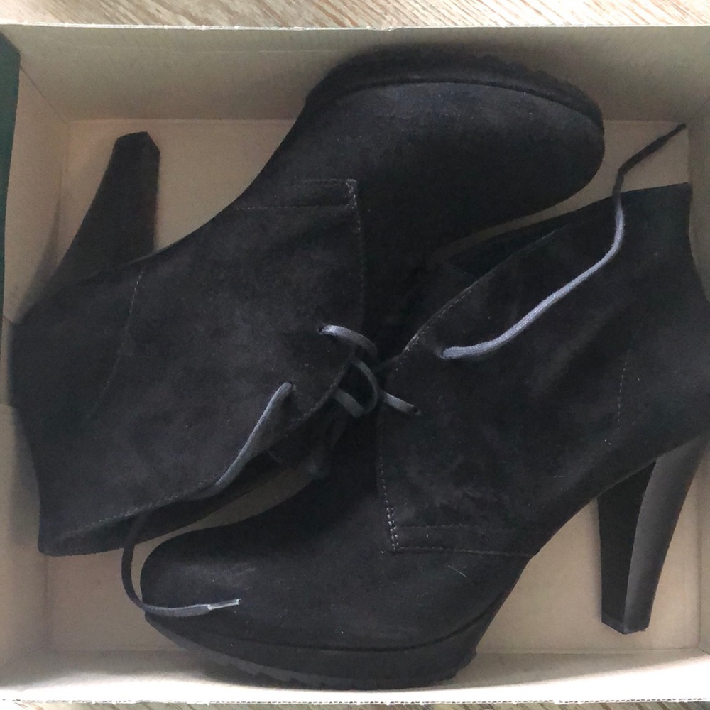 Paul Green Black Suede Boots